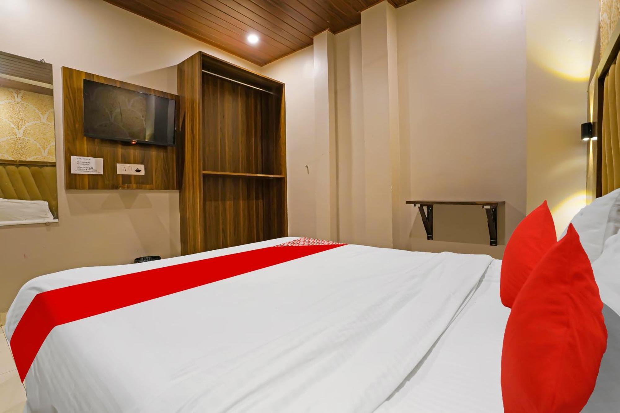Super Hotel O Homestay Andheri East Bombay Exterior foto