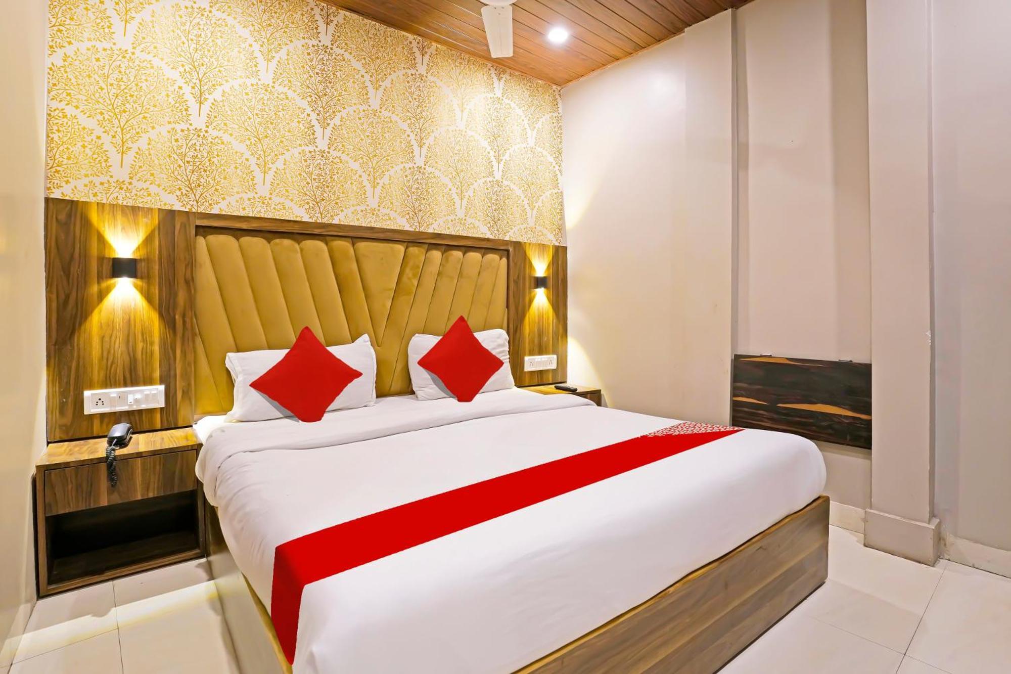 Super Hotel O Homestay Andheri East Bombay Exterior foto