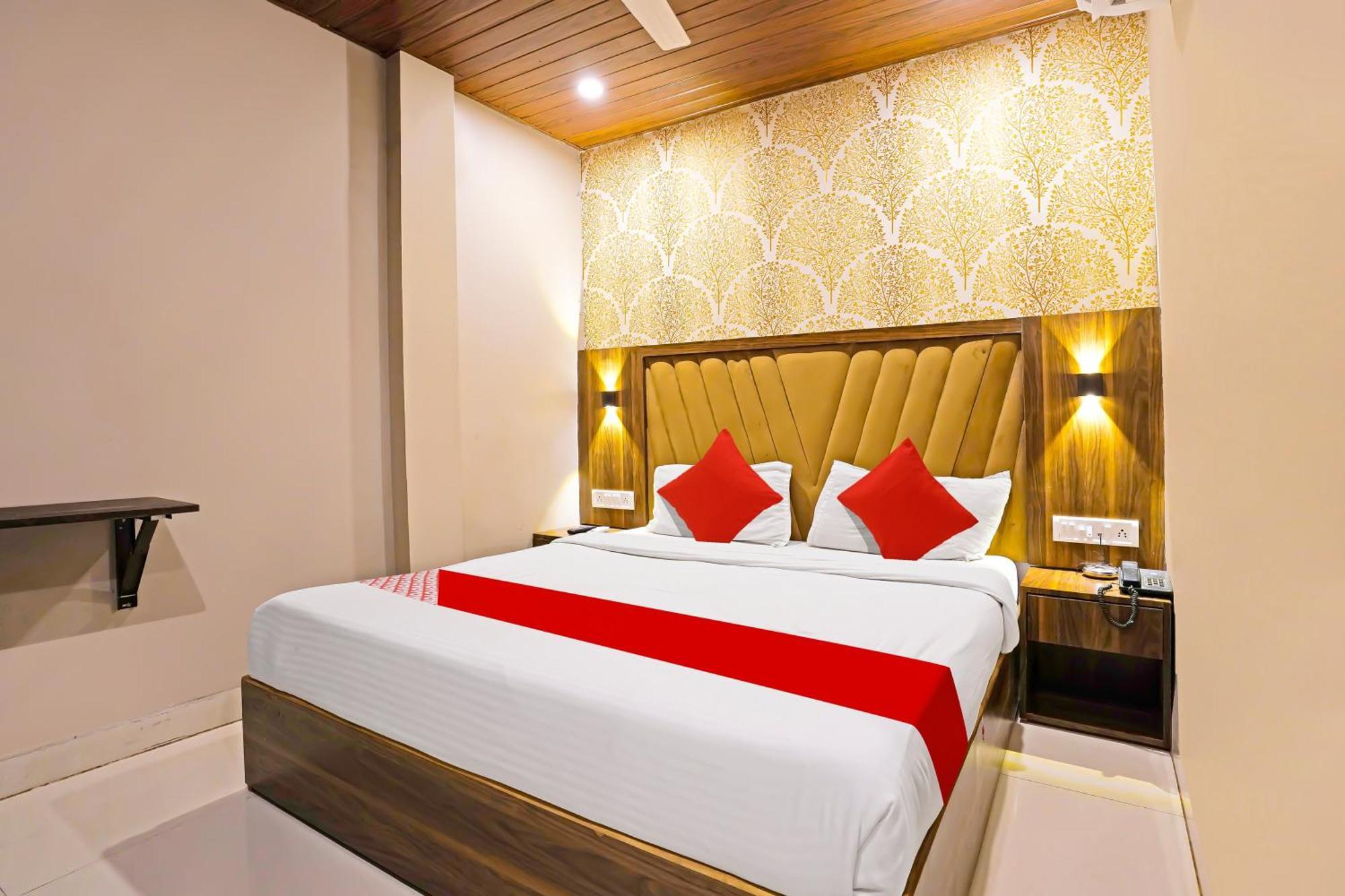 Super Hotel O Homestay Andheri East Bombay Exterior foto